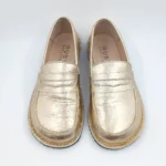 gold-color-food-wear-barefoot-2