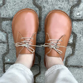 Women’s Tan Barefoot Oxford Shoes