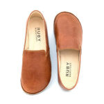 men’s brown moccasin